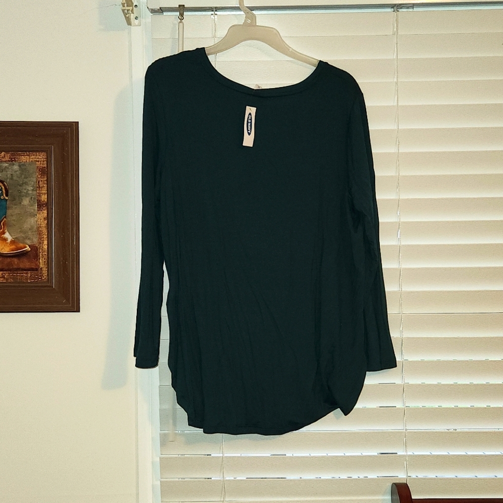 Green top nwt